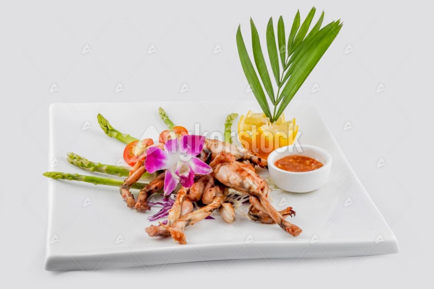 Frog Grill with chilli sauce