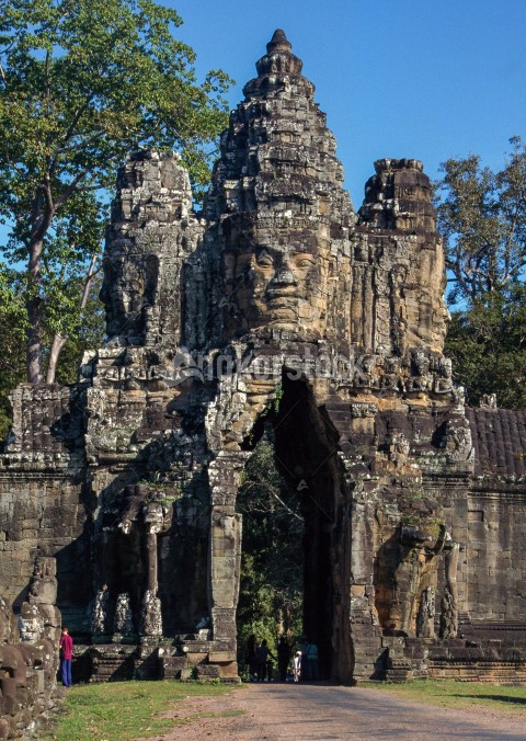 Angkor Thom Victory castle gate