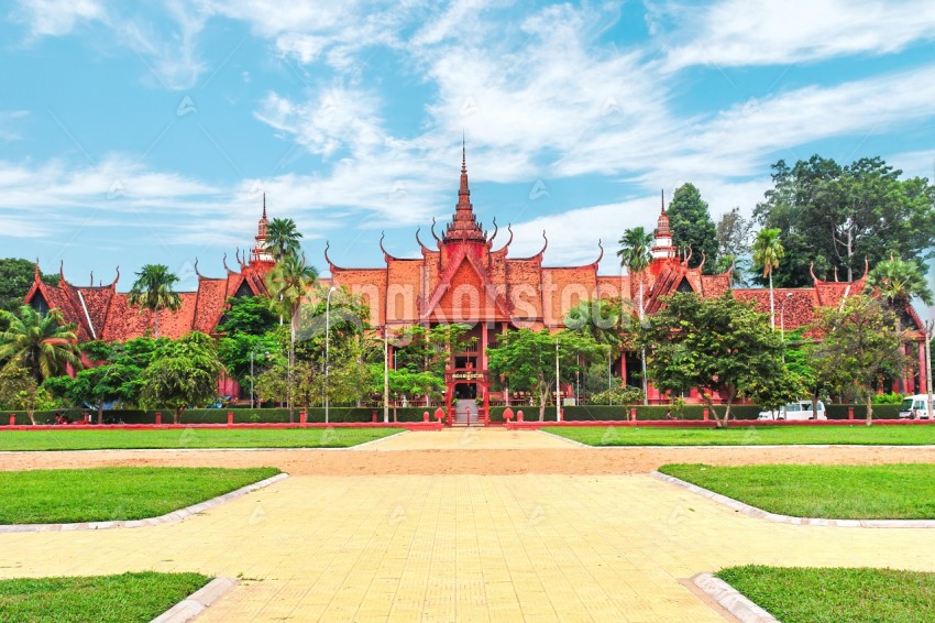 National Museum of Cambodia - សារមន្ទីនៅរាជធានីភ្នំពេញ