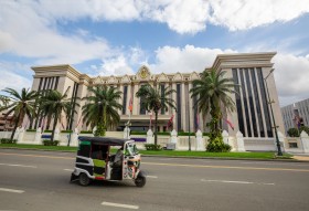 Peace building in Office of the Council of Minister - វិមានសន្តិភាព