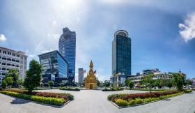 Buddha Stupa and Banking Building - សួនព្រះ​សក្យ​មុនី​ចេតិយ